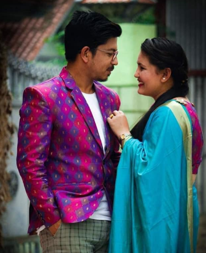 Prakash Saput with his wife